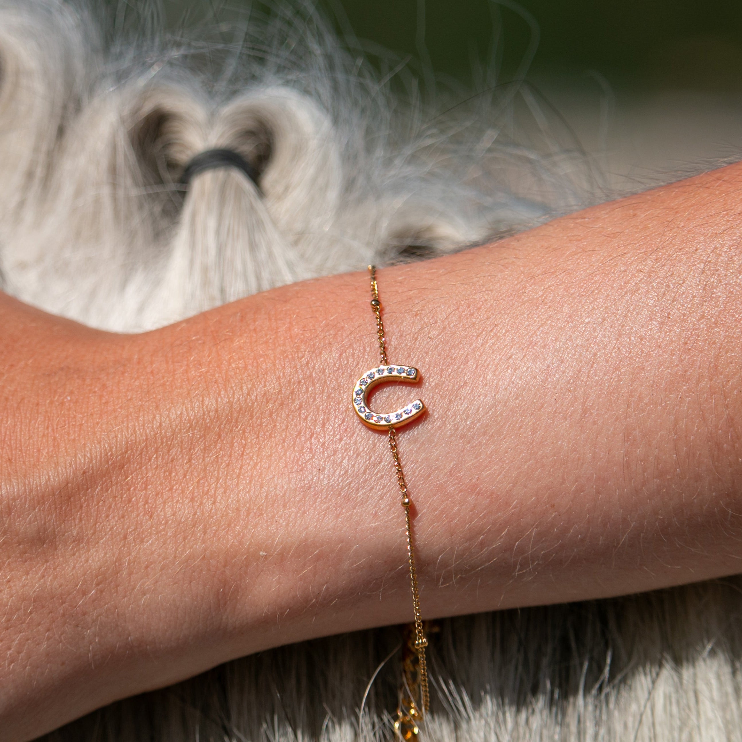 bracelet fiera strass doré porté