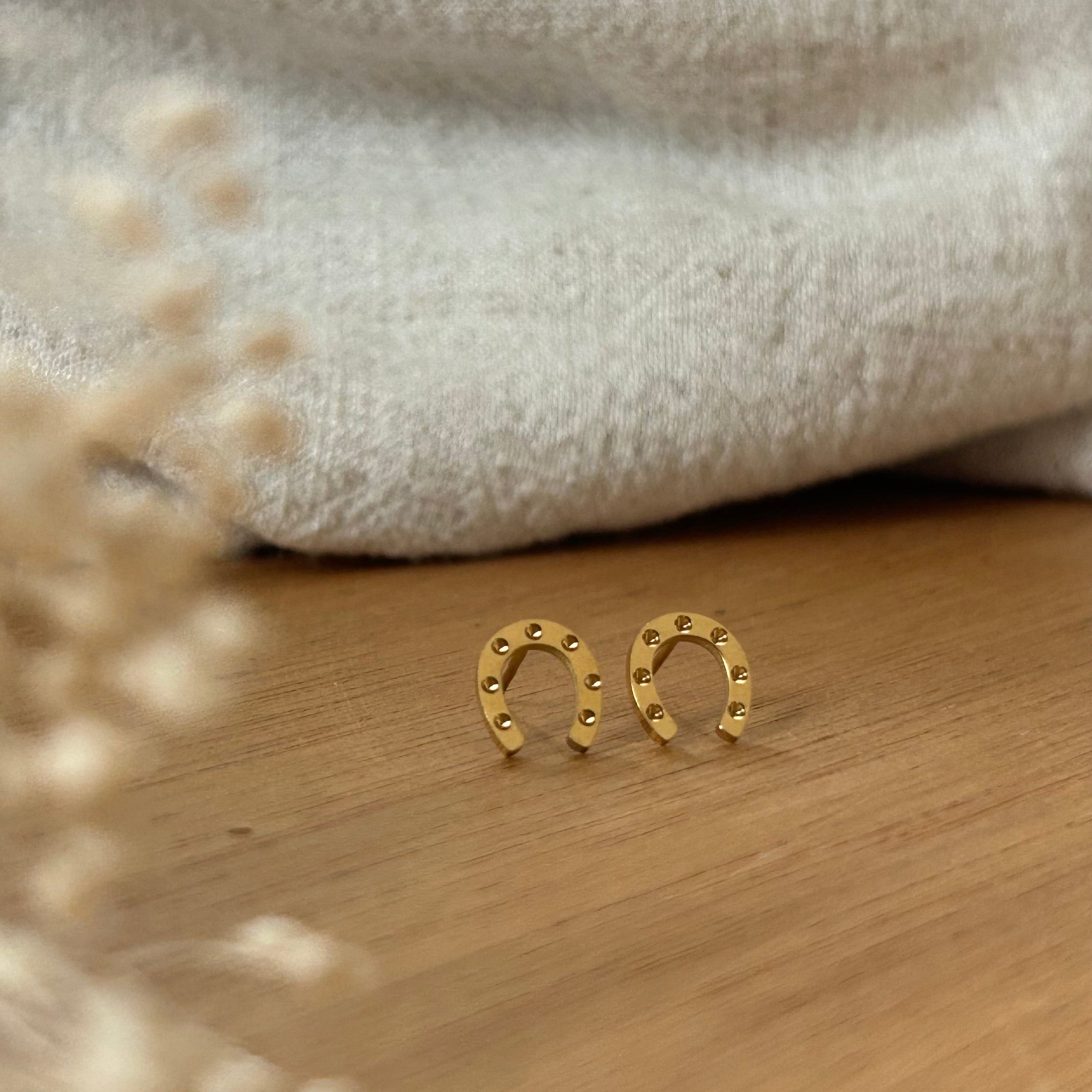 Boucles d'oreilles Moly dorée