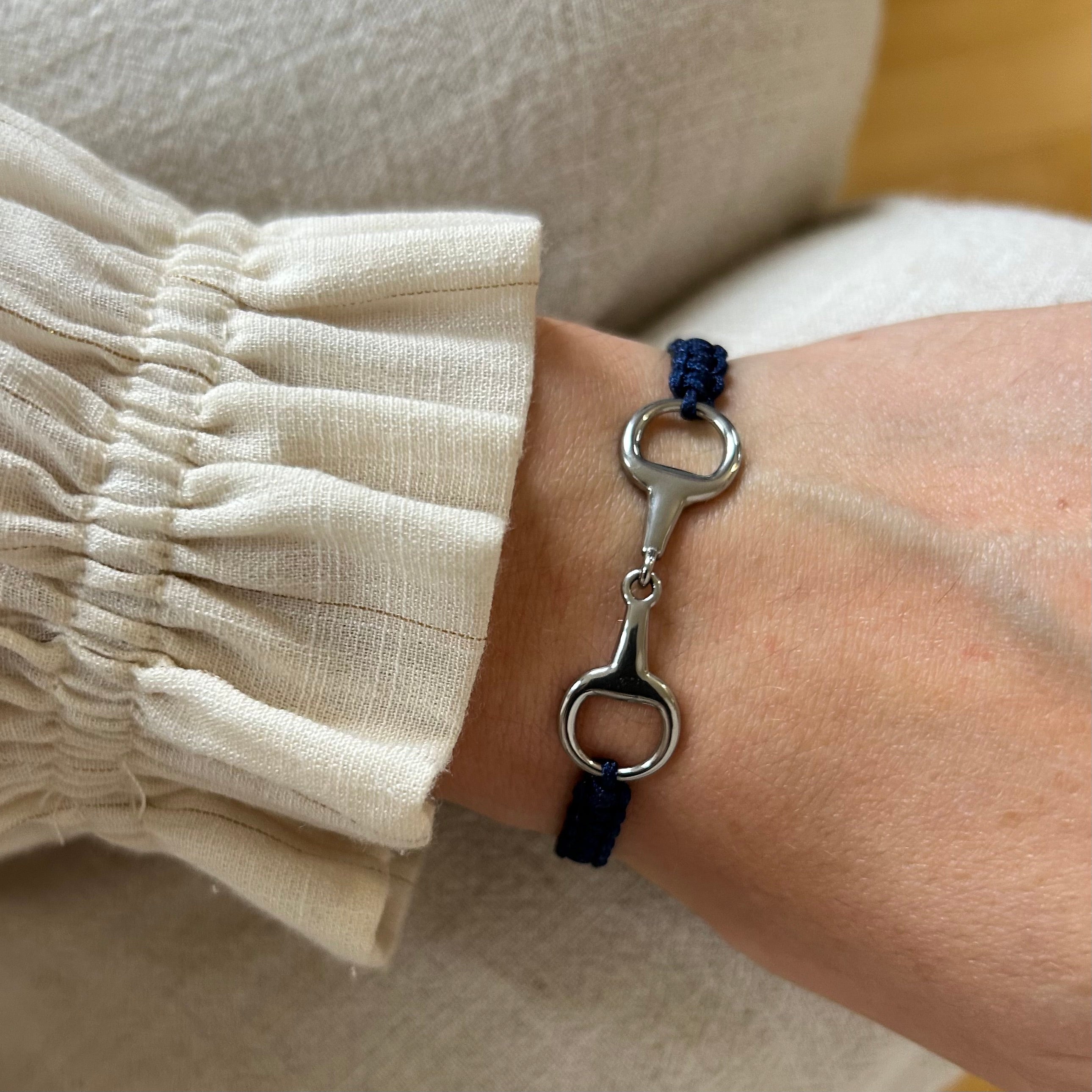 Takamaka - Bracciale in acciaio con morsetto e strass dorati