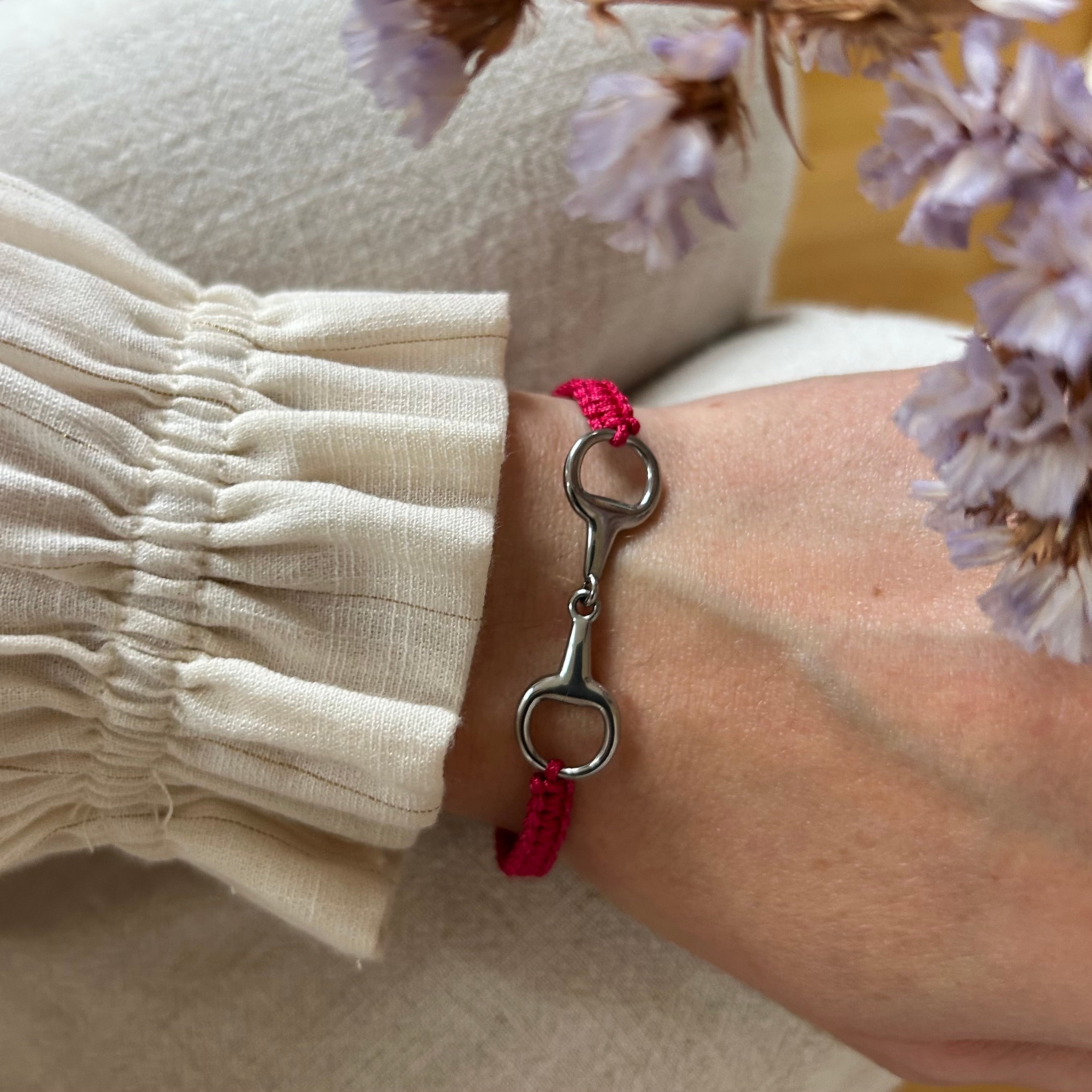 Takamaka - Bracciale in acciaio con morsetto e strass dorati