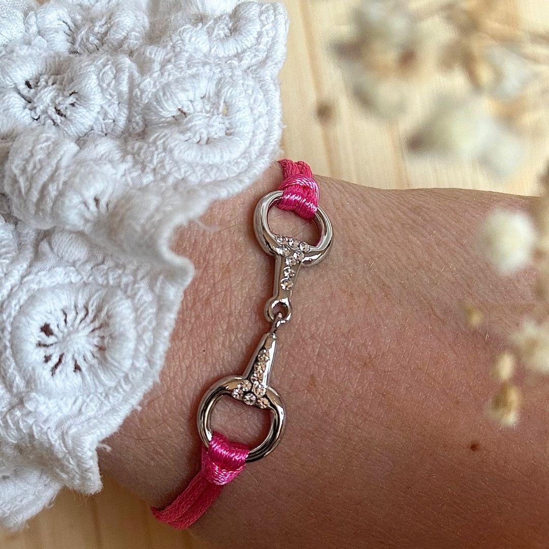 Sam - Satin rhinestone horsebit bracelet