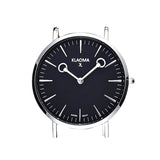 Avec son look sportif et chic, la montre "KLAOMA Lacky Argenté" a été imaginée pour les cavalières. Son fond noir et ses aiguilles en forme de mors réinventent les codes de l'horlogerie classique.