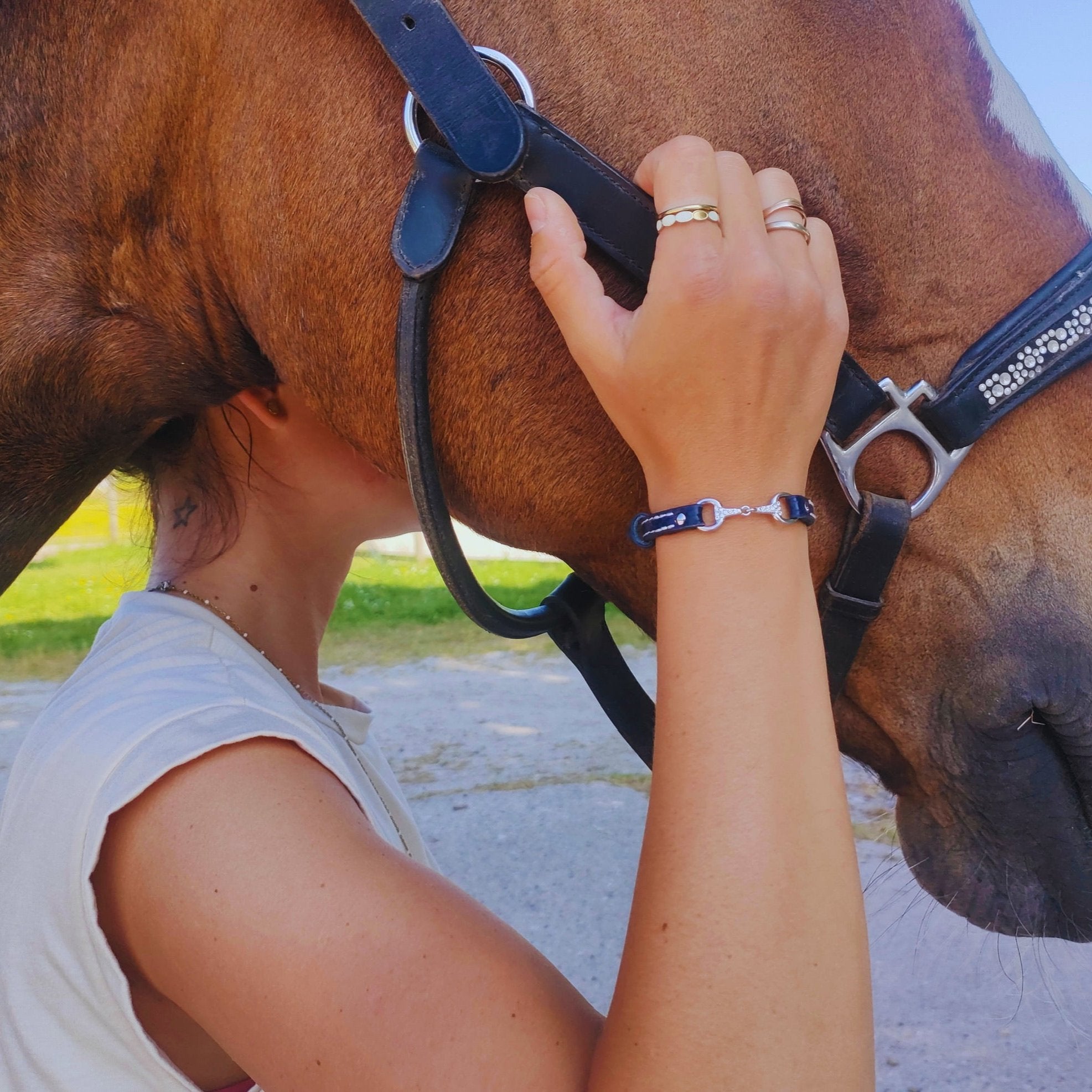 Fano without rhinestones - Single turn leather bracelet