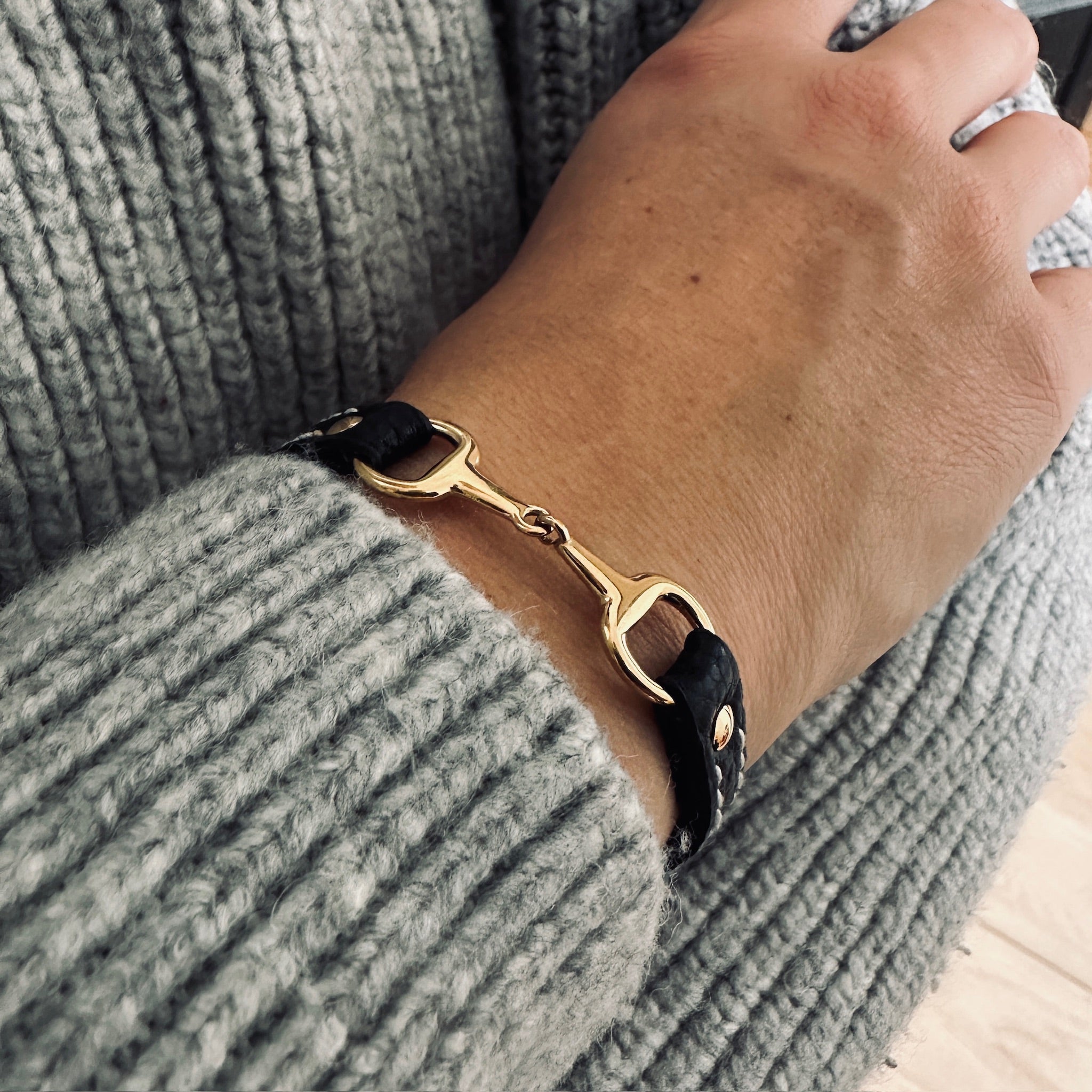 Fano without rhinestones - Single turn leather bracelet