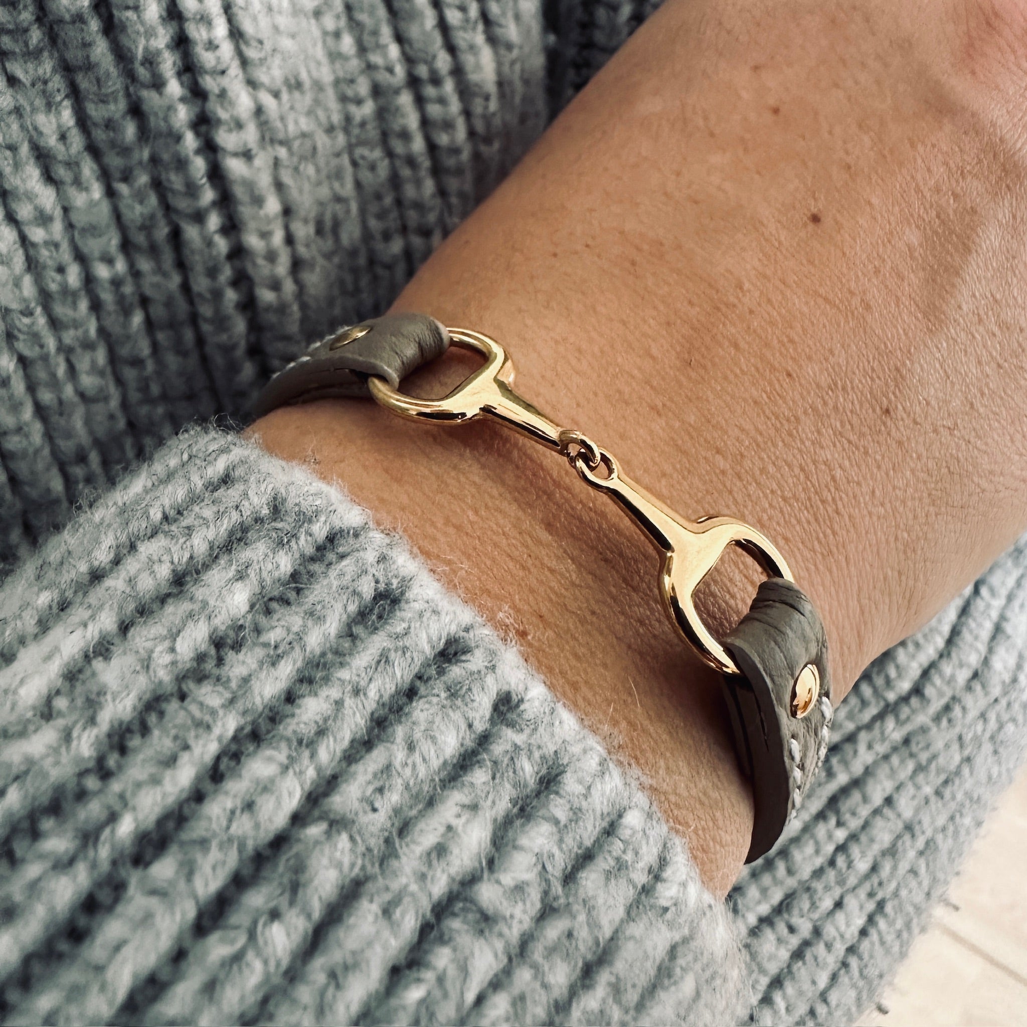 Fano without rhinestones - Single turn leather bracelet