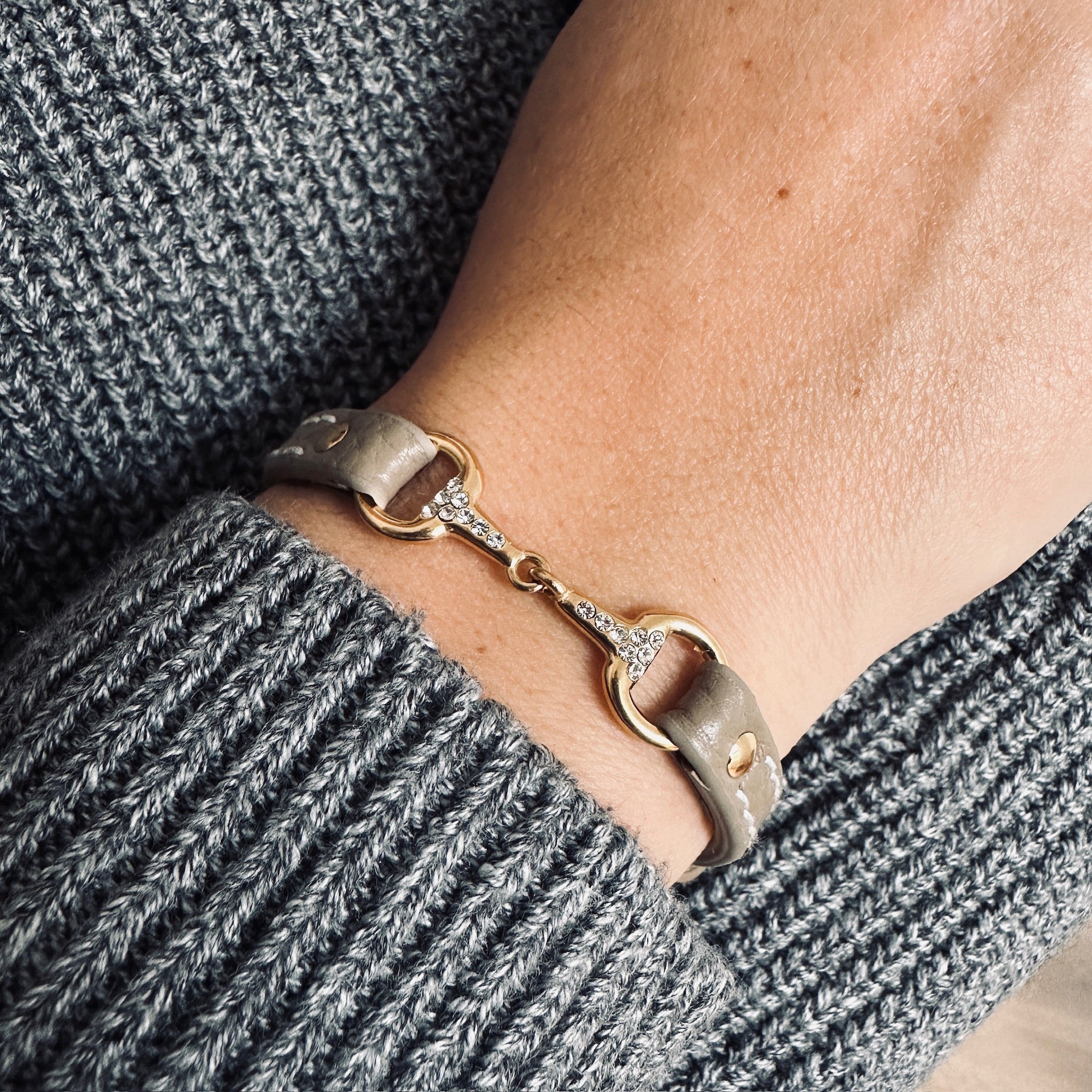 Fano without rhinestones - Single turn leather bracelet