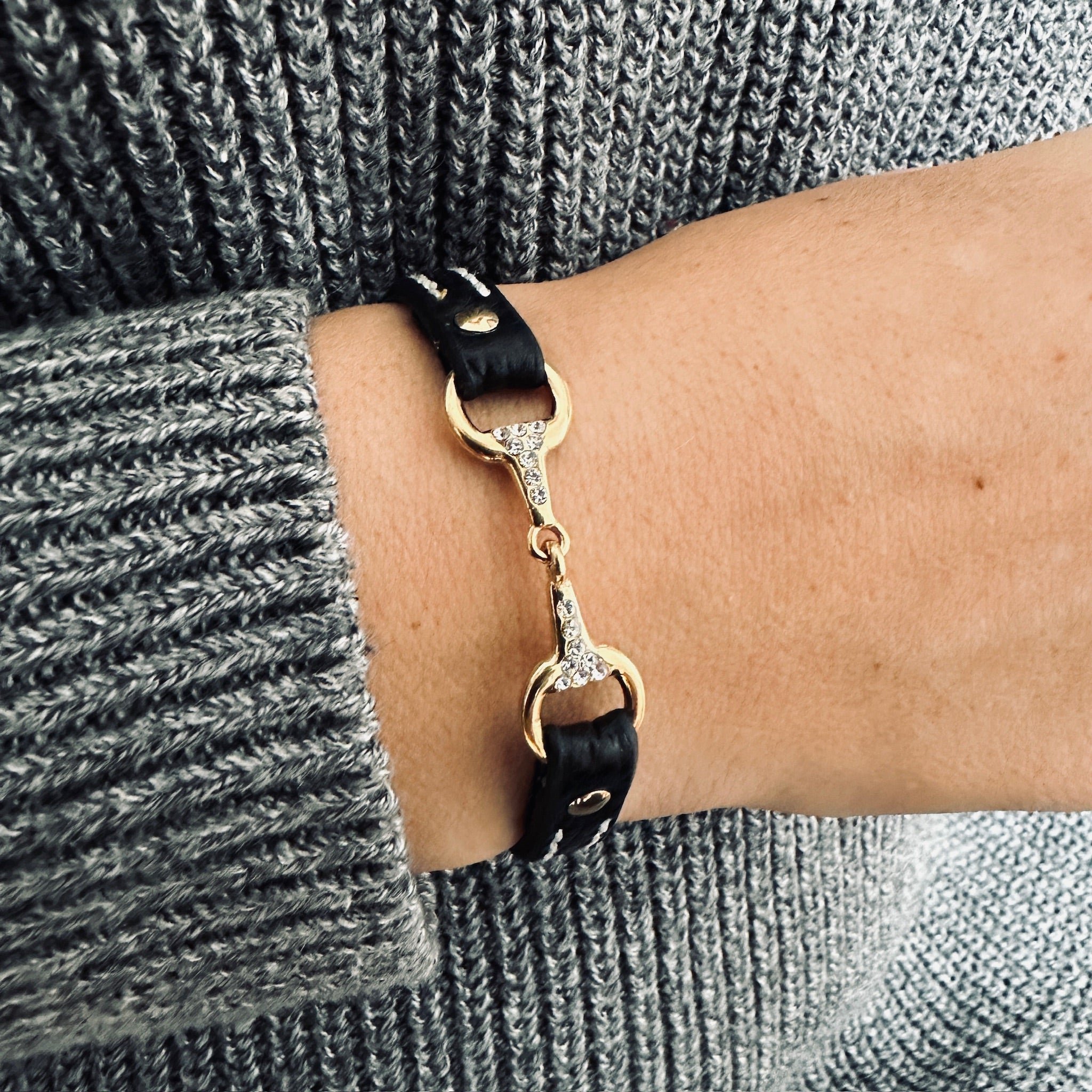 Fano without rhinestones - Single turn leather bracelet