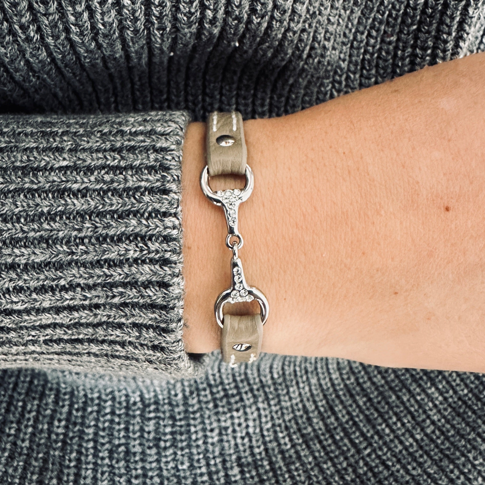 Fano without rhinestones - Single turn leather bracelet
