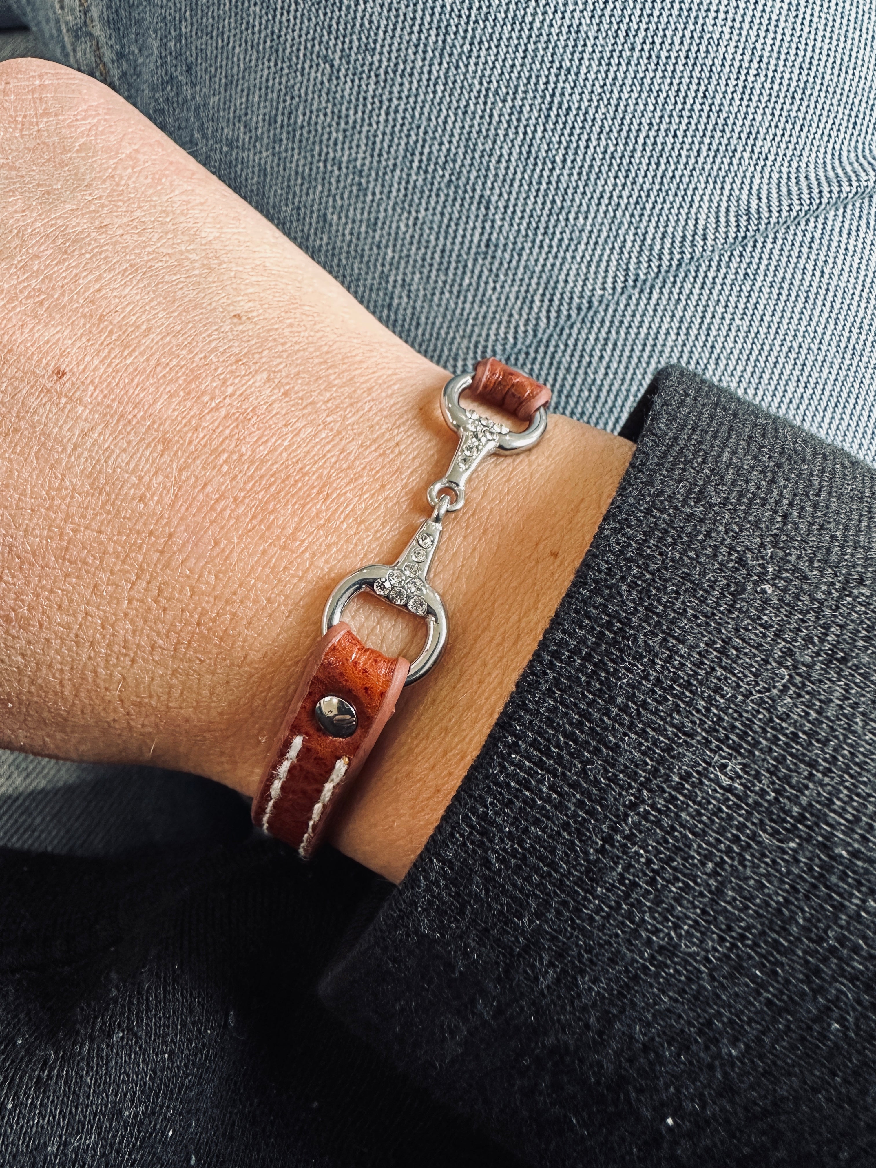 Fano without rhinestones - Single turn leather bracelet